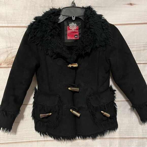 Girls Gap Black Faux Suede Fur Lined Coat with Horn-like Buttons XS/S (4-7)